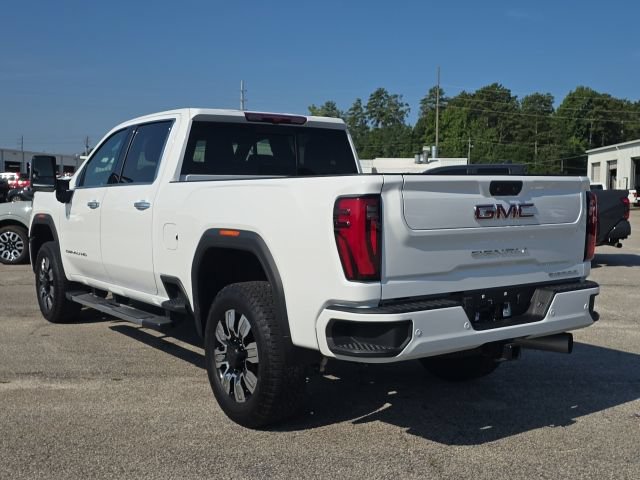 Used 2025 GMC Sierra 2500 Denali AWD/4WD image 3