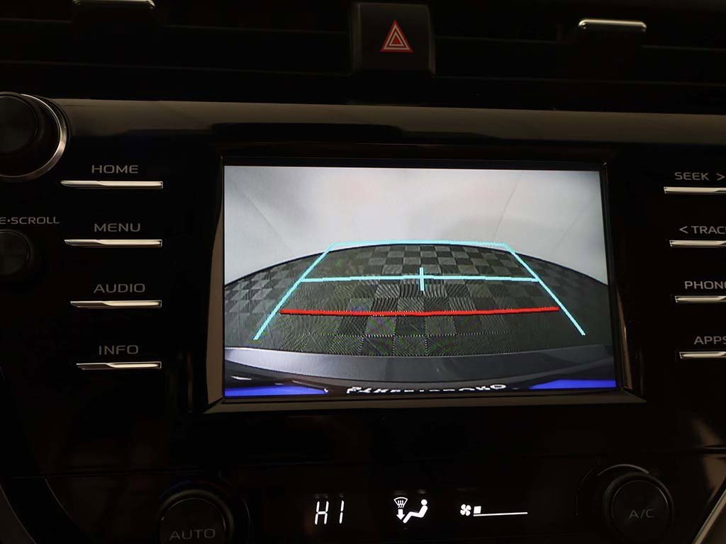 Used 2018 Toyota Camry SE image 38