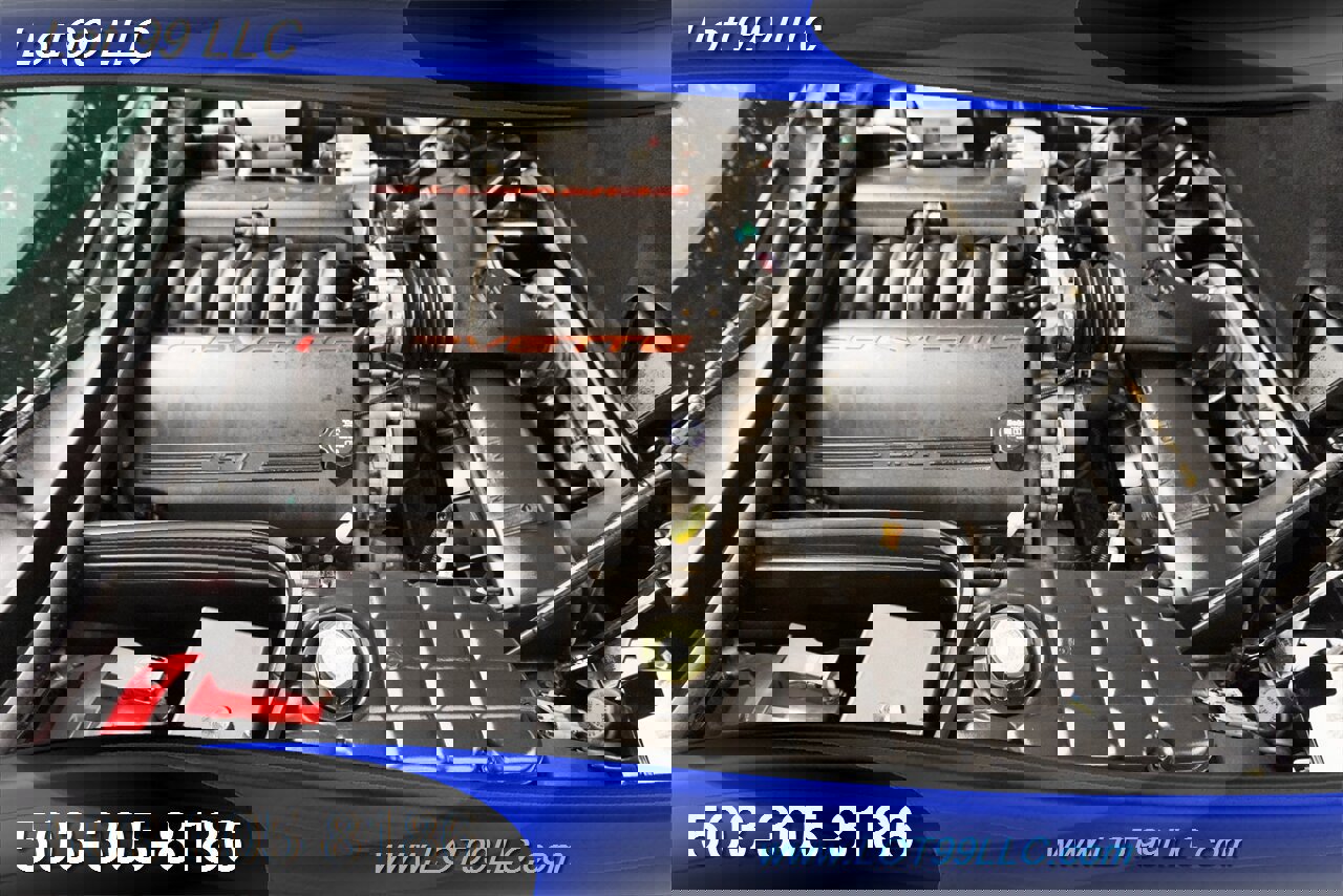 Used 2004 Chevrolet Corvette Coupe w/ Preferred Equipment Group image 17