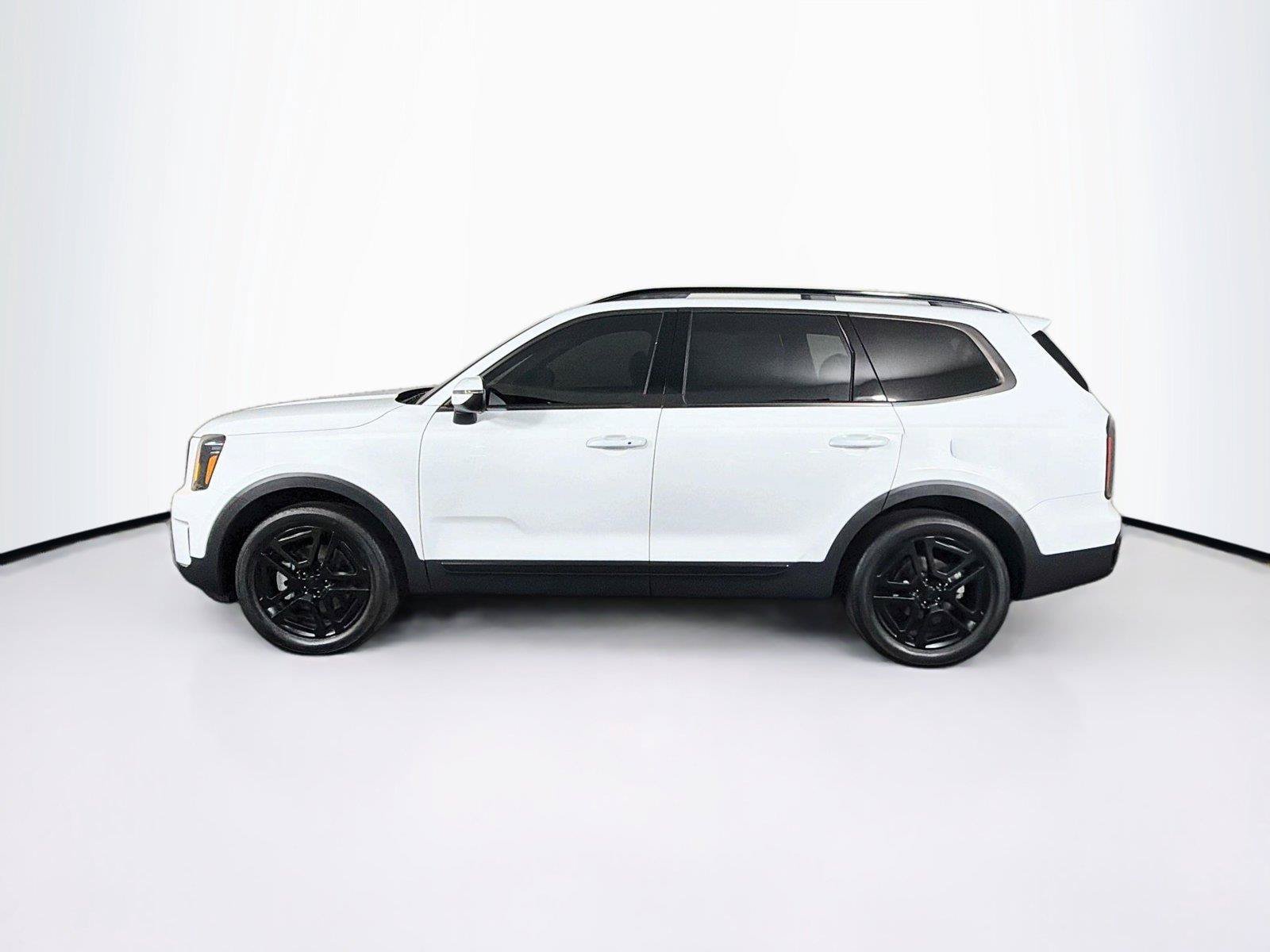 Used 2025 Kia Telluride EX X-Line AWD/4WD image 8
