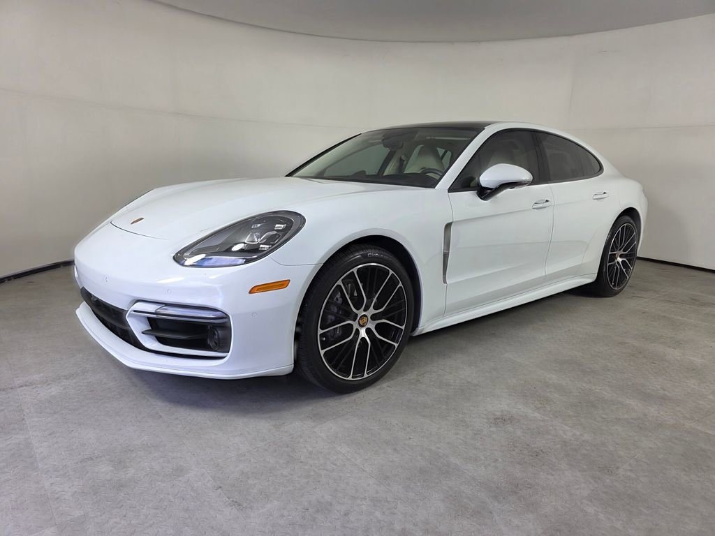 Used 2023 Porsche Panamera image 8