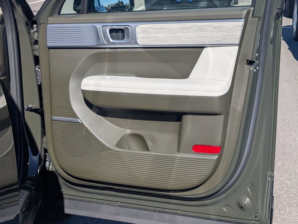 New 2025 Hyundai Santa Fe Calligraphy image 25