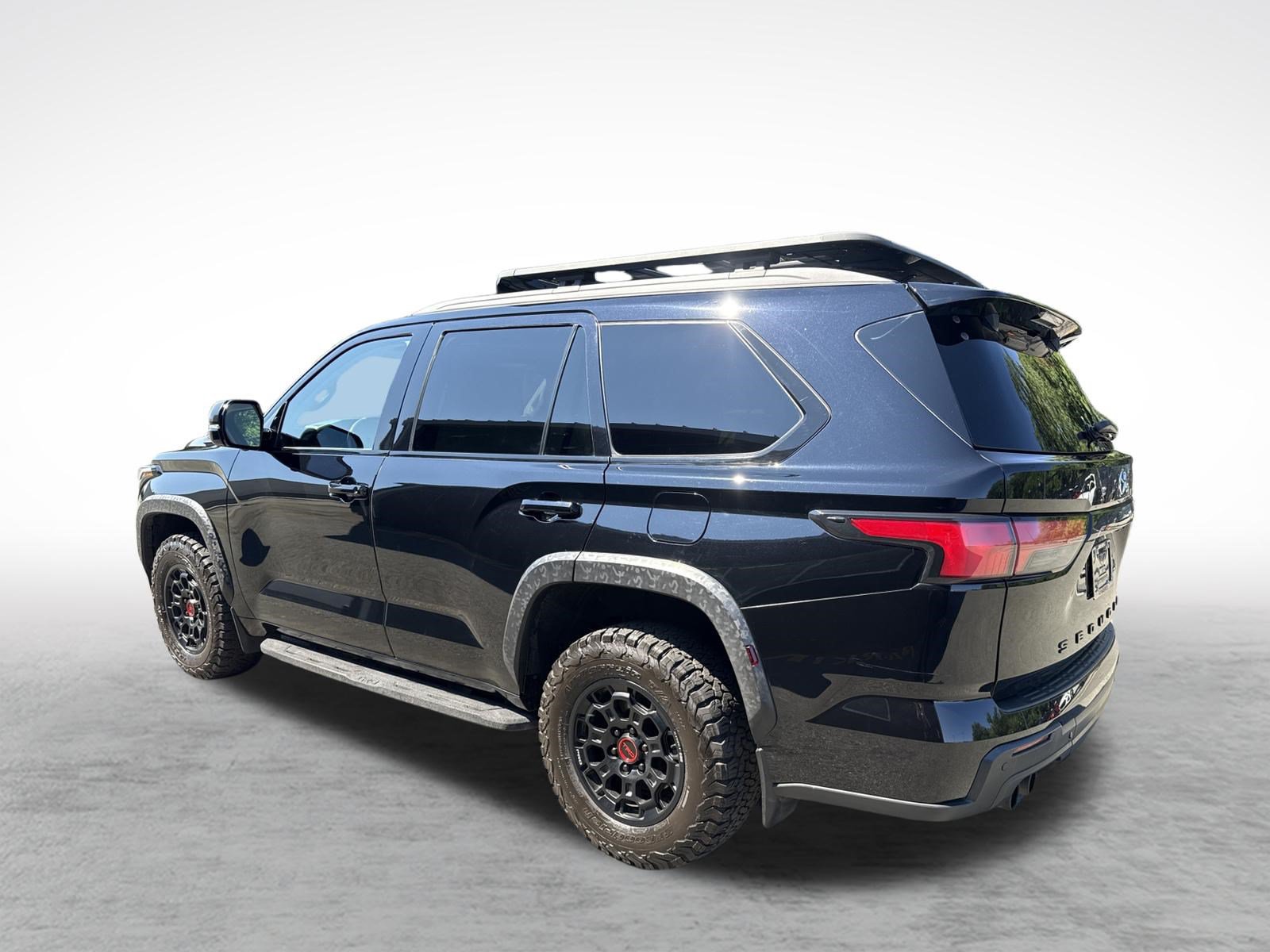 Used 2023 Toyota Sequoia TRD Pro AWD/4WD image 3