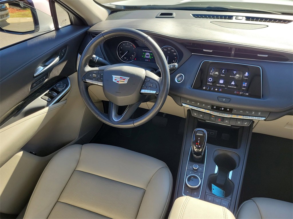 Used 2023 Cadillac XT4 Premium Luxury image 46