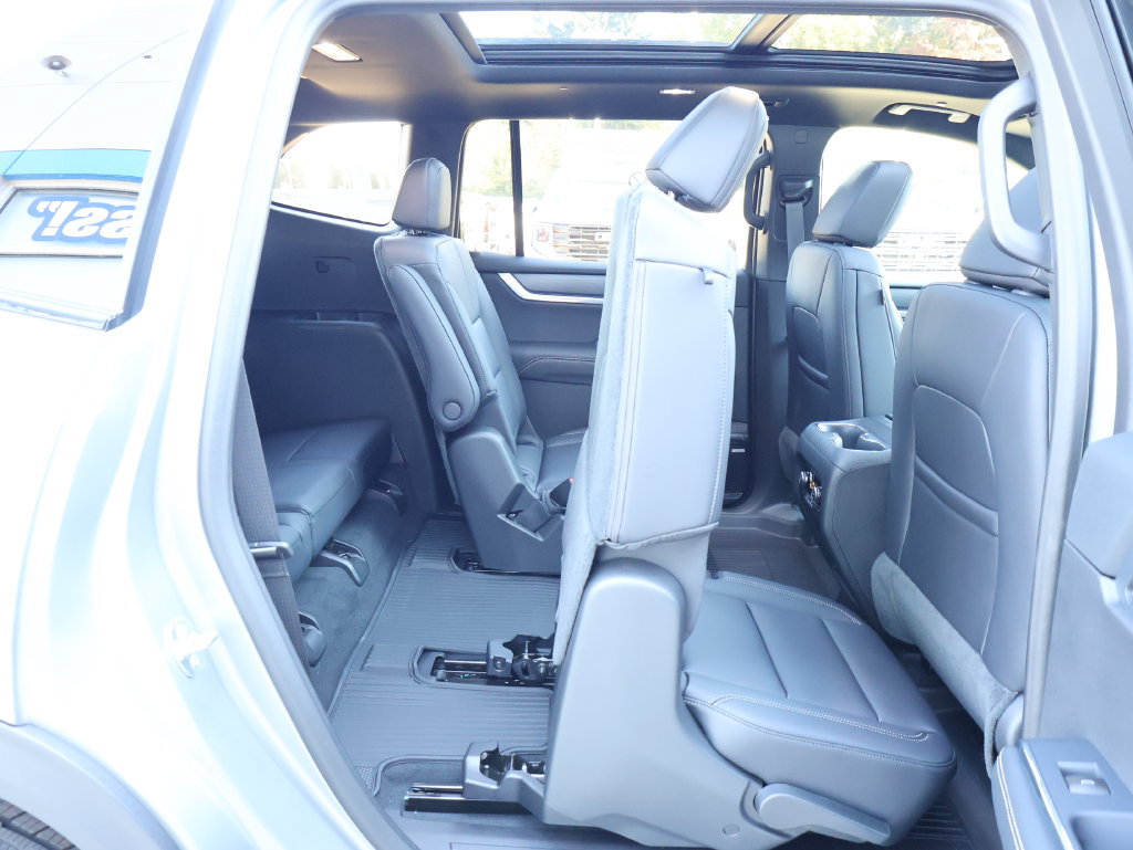 New 2027 GMC Acadia Elevation w/ Black Edition AWD/4WD image 36