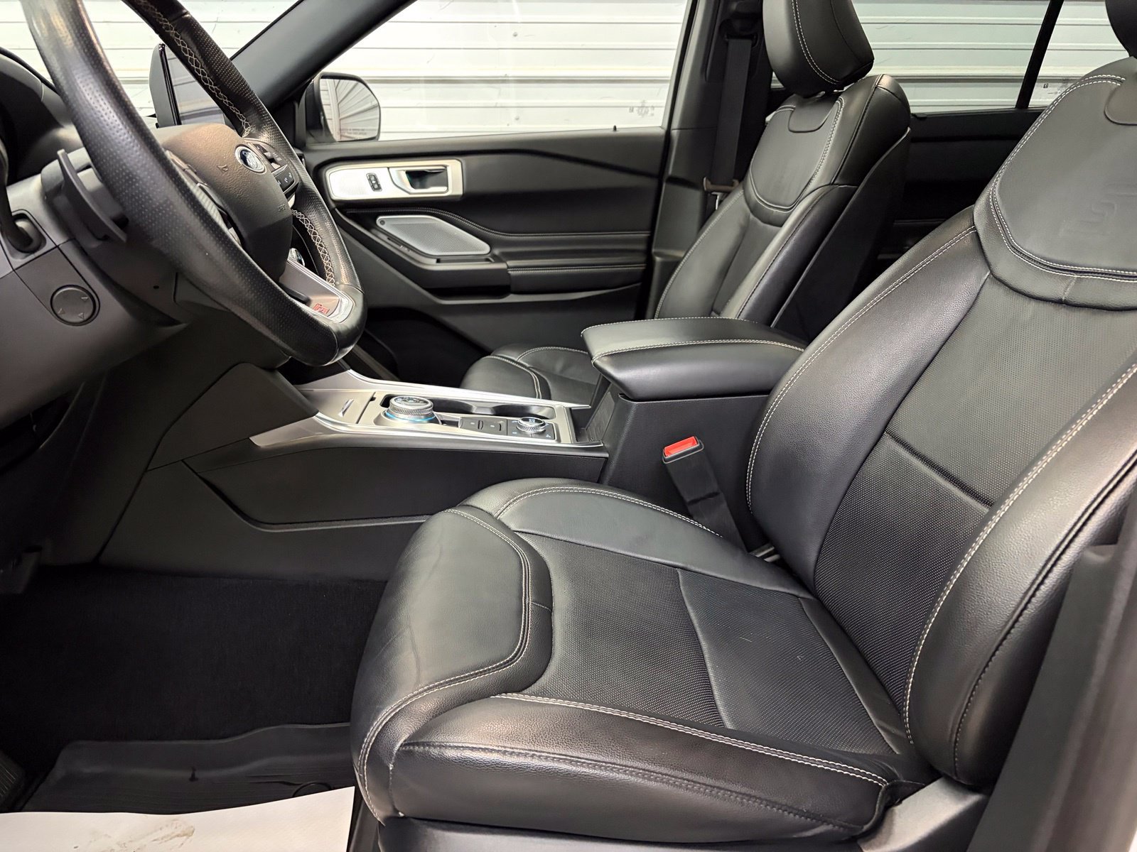 Used 2020 Ford Explorer ST w/ Premium Technology Package AWD/4WD image 8