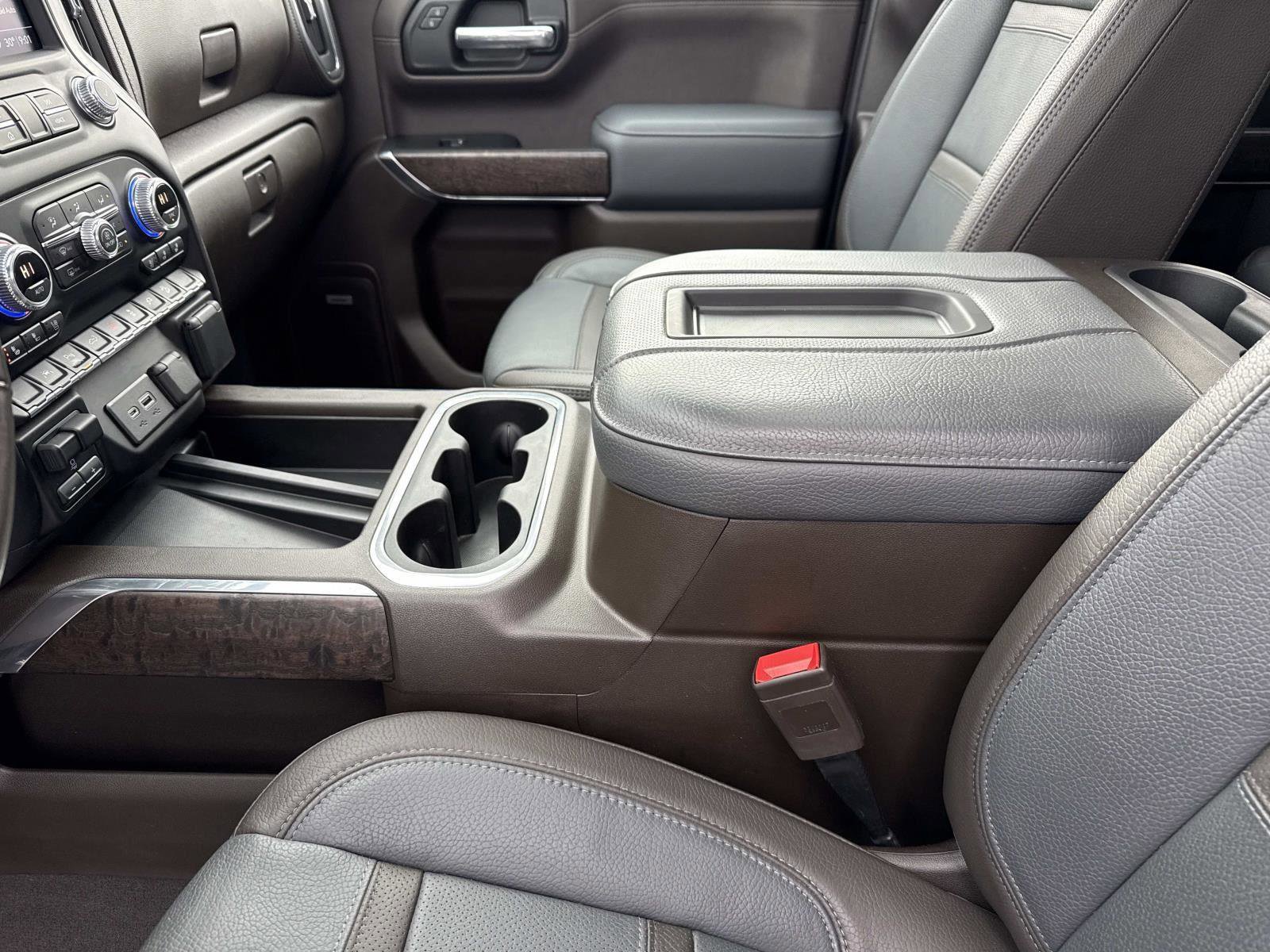 Used 2022 GMC Sierra 1500 Denali w/ Driver Alert Package II image 15