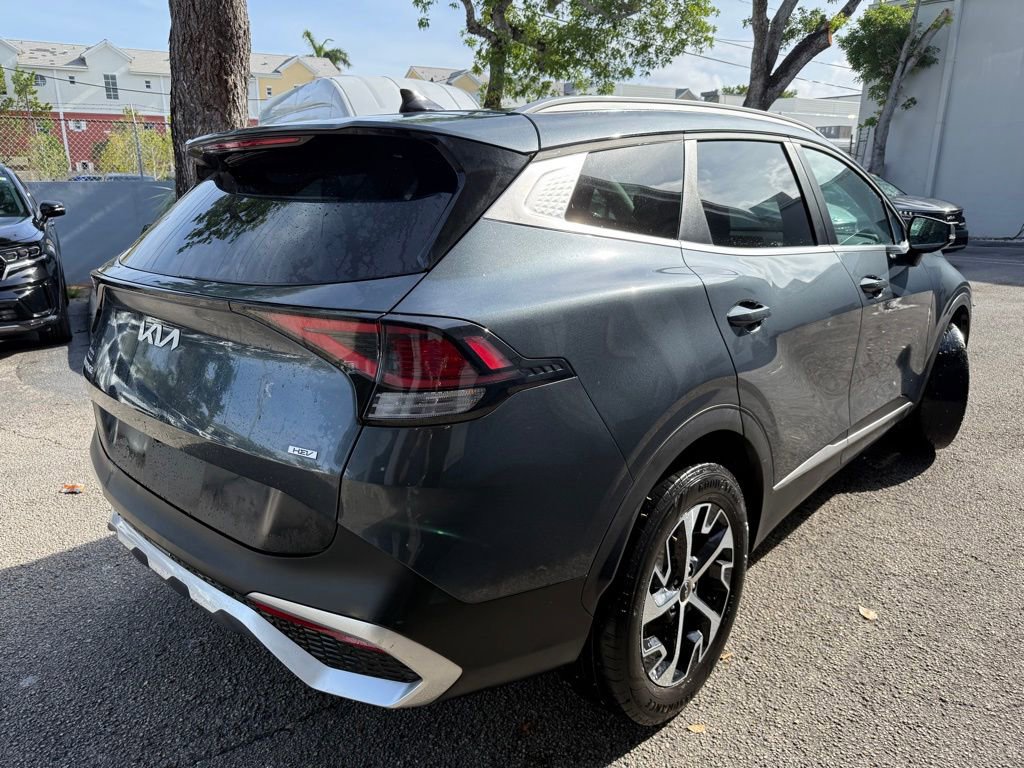 Certified 2024 Kia Sportage EX AWD/4WD image 6