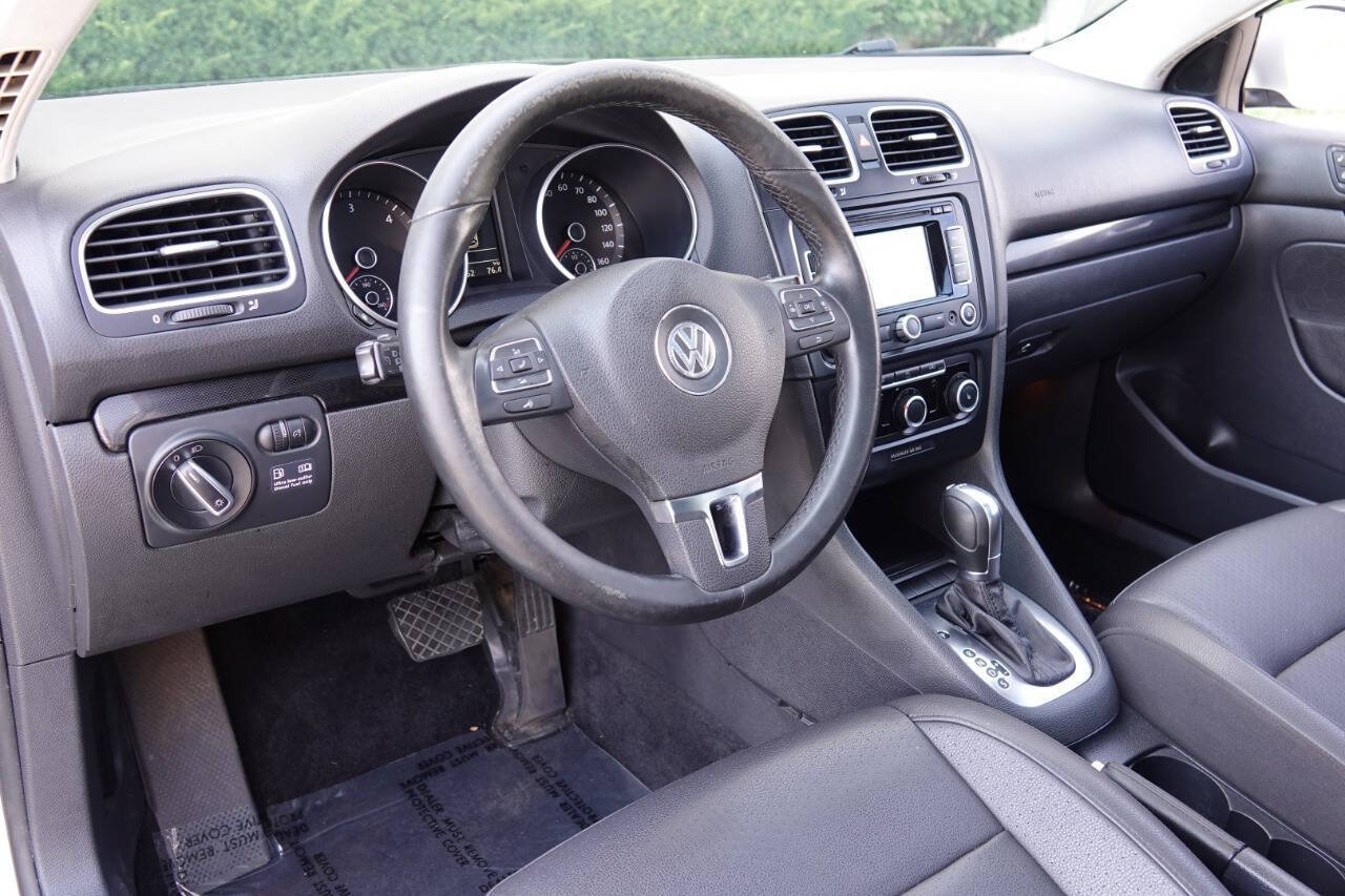 Used 2012 Volkswagen Jetta TDI FWD image 4