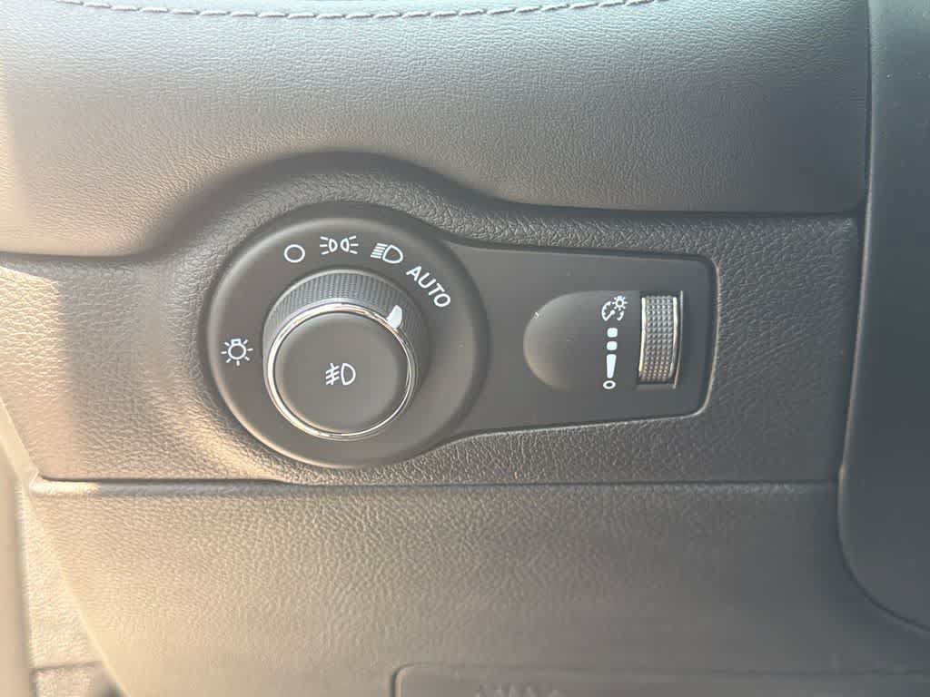 Used 2021 Dodge Durango Citadel RWD image 31