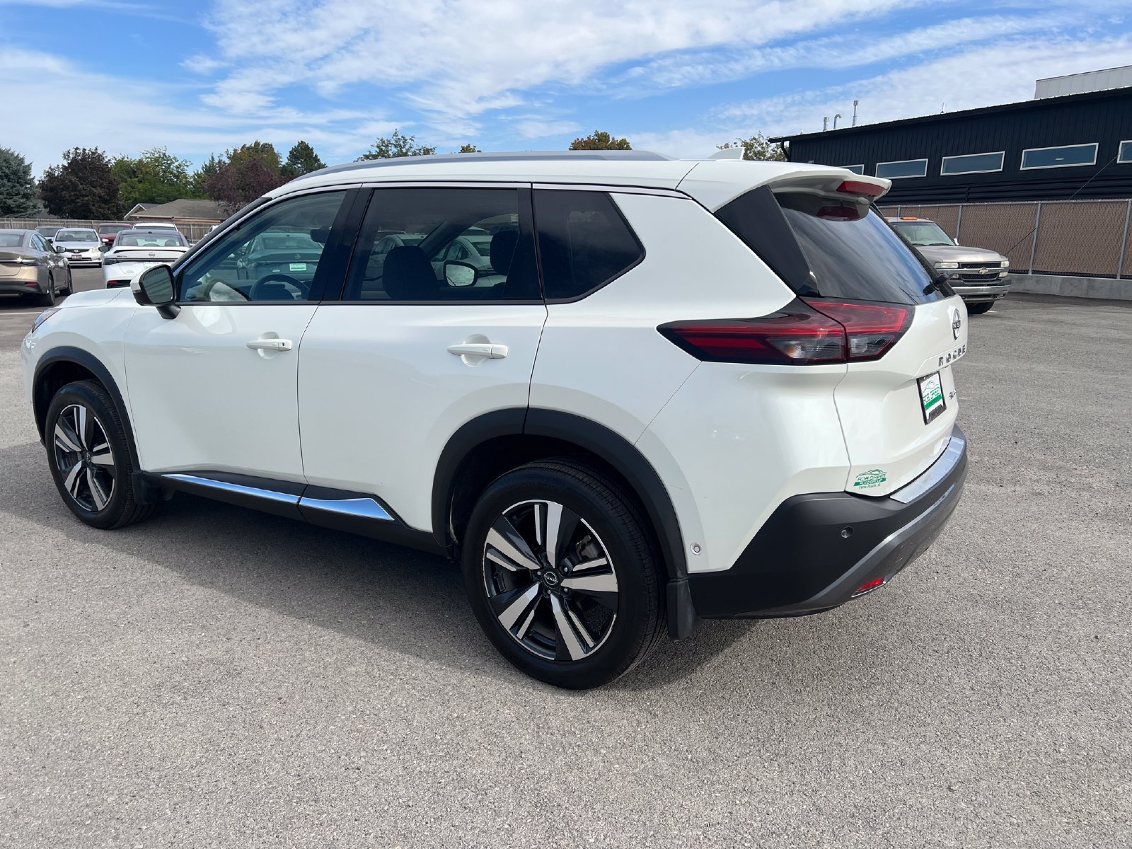 Used 2023 Nissan Rogue SL w/ SL Premium Package AWD/4WD image 5