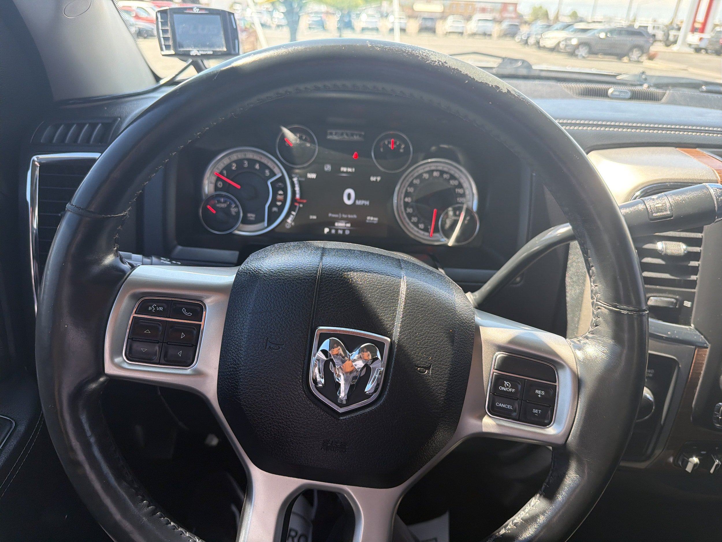 Used 2015 RAM 2500 Laramie w/ Convenience Group AWD/4WD image 13