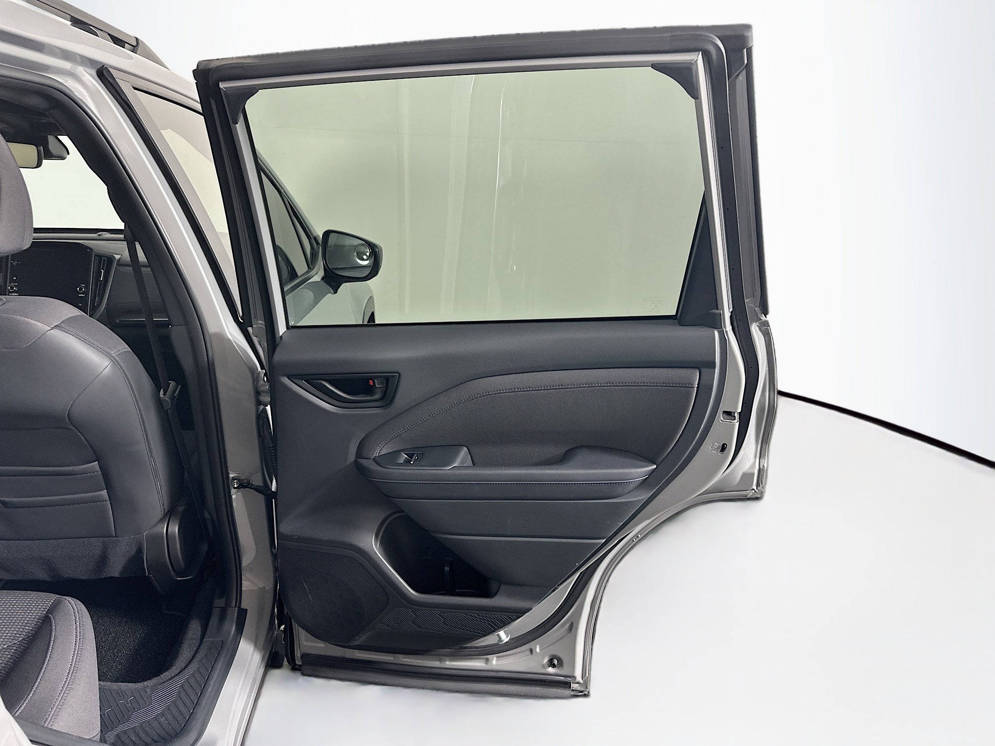 Used 2025 Subaru Forester Premium w/ Convenience Package #1 image 29