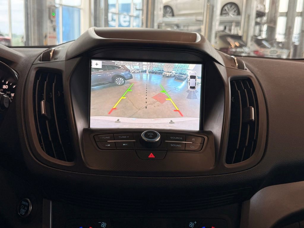 Used 2019 Ford Escape SEL AWD/4WD image 15
