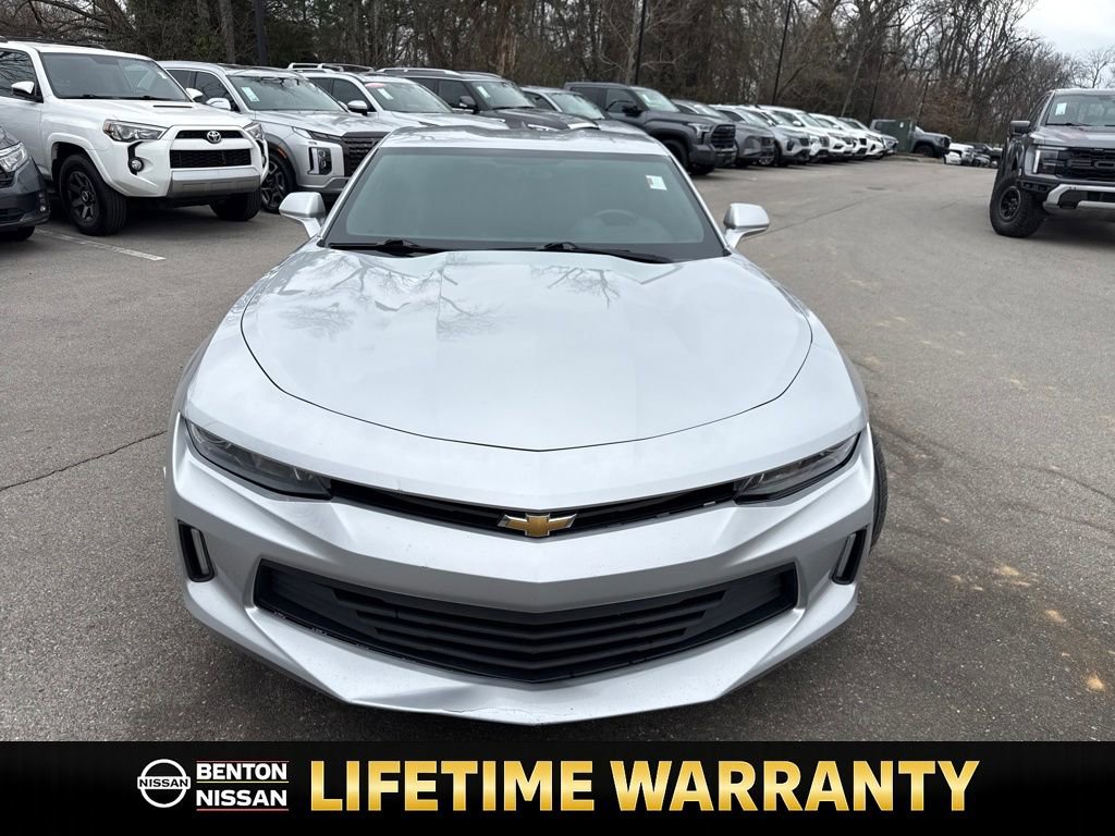 Used 2018 Chevrolet Camaro LT image 9