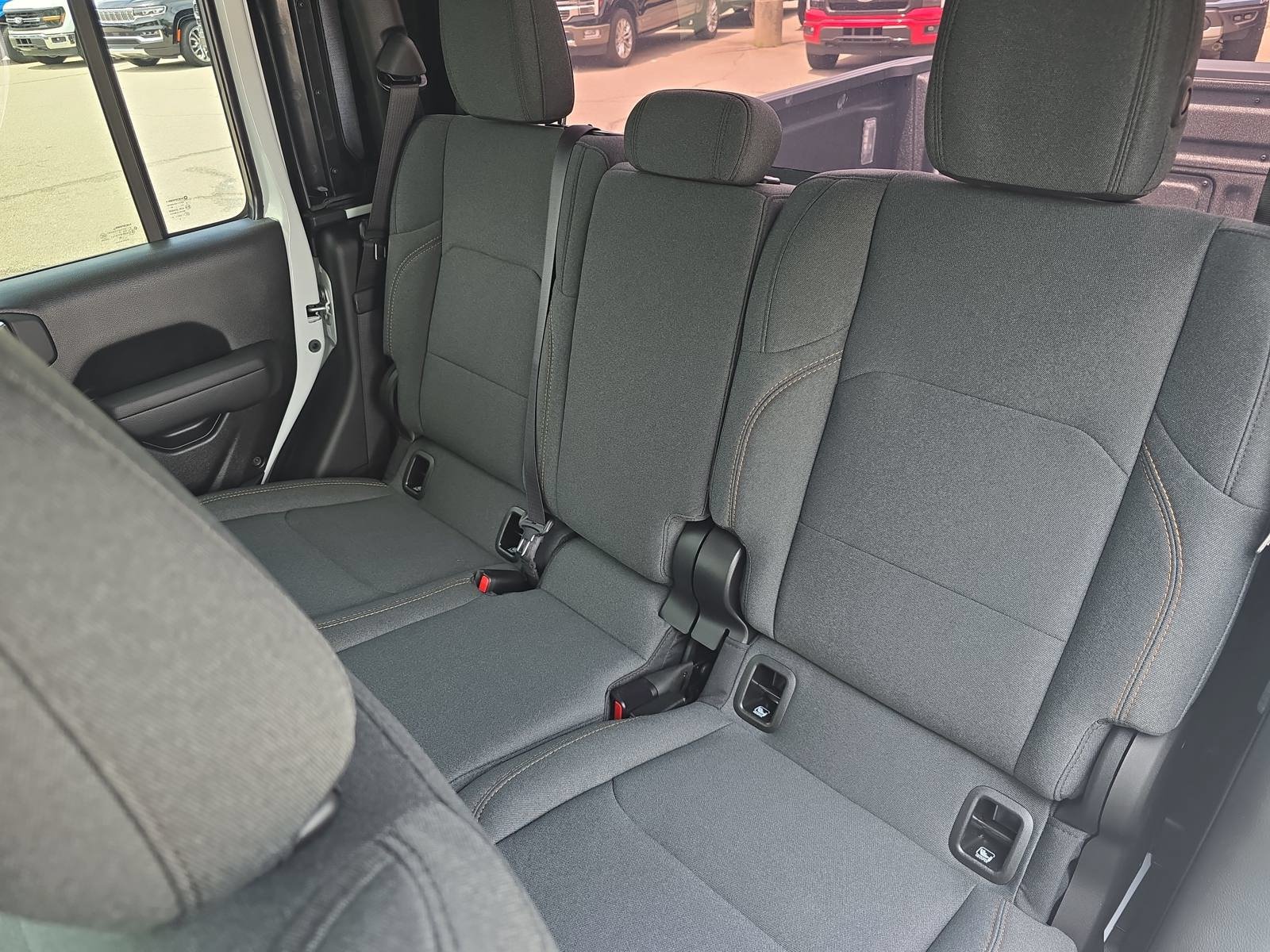 New 2026 Jeep Gladiator Sport AWD/4WD image 13