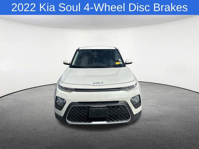 Used 2022 Kia Soul LX image 14
