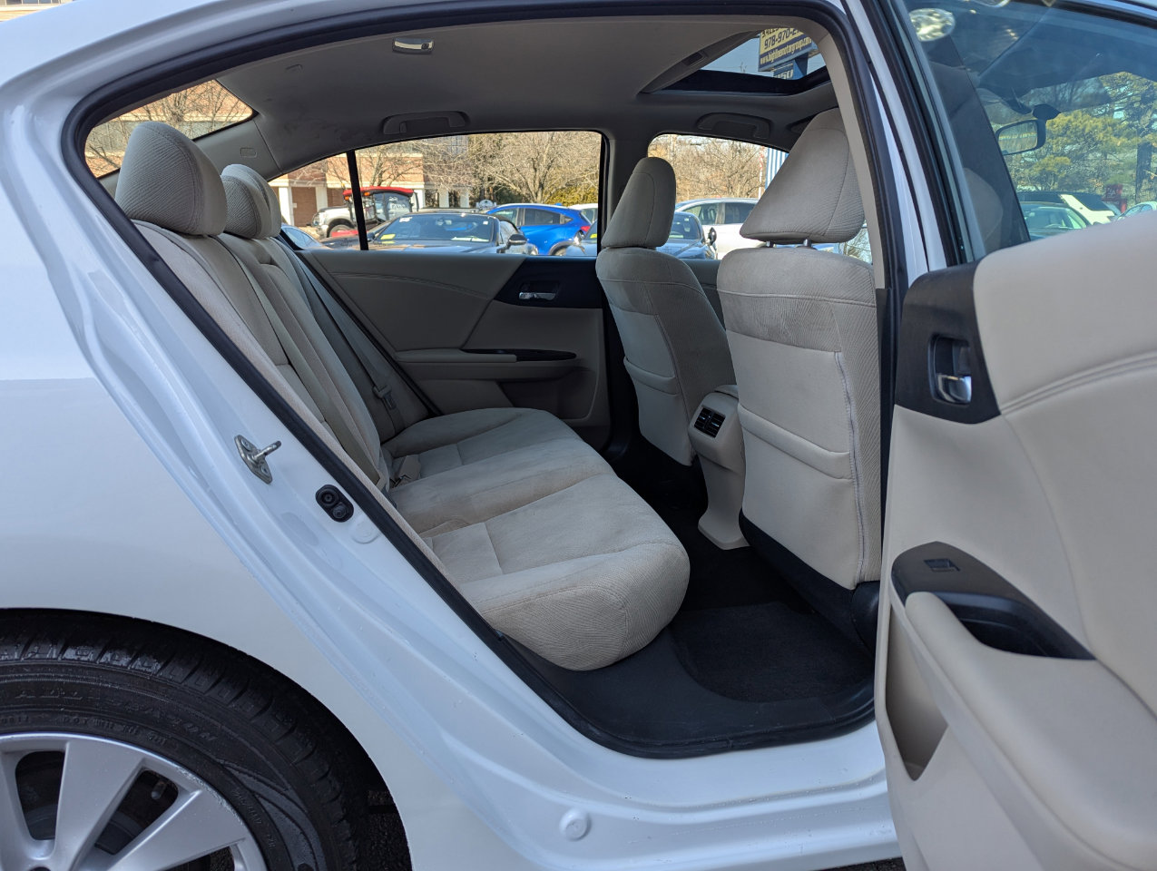 Used 2015 Honda Accord EX image 42