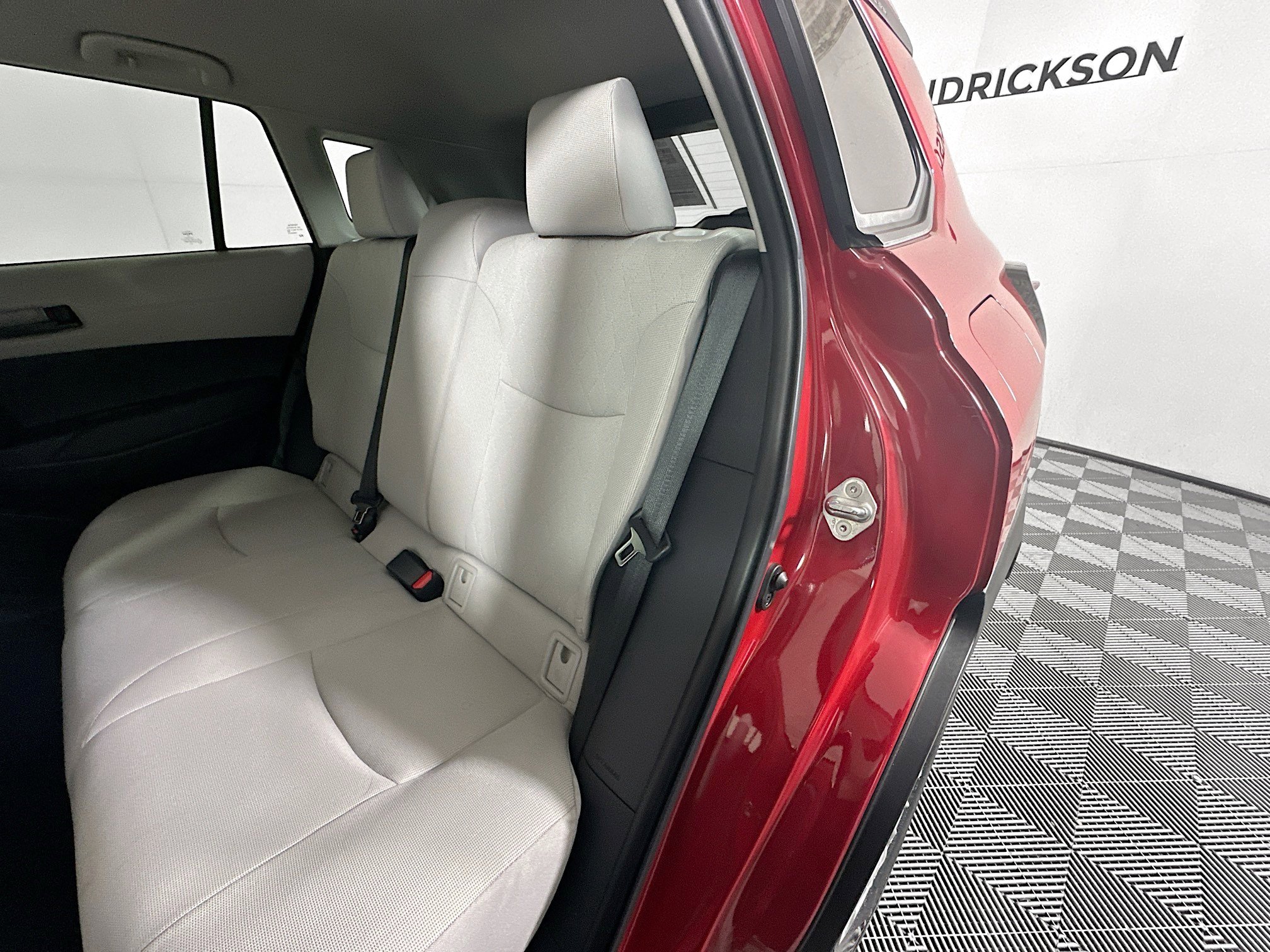 Used 2023 Toyota Corolla Cross LE image 26