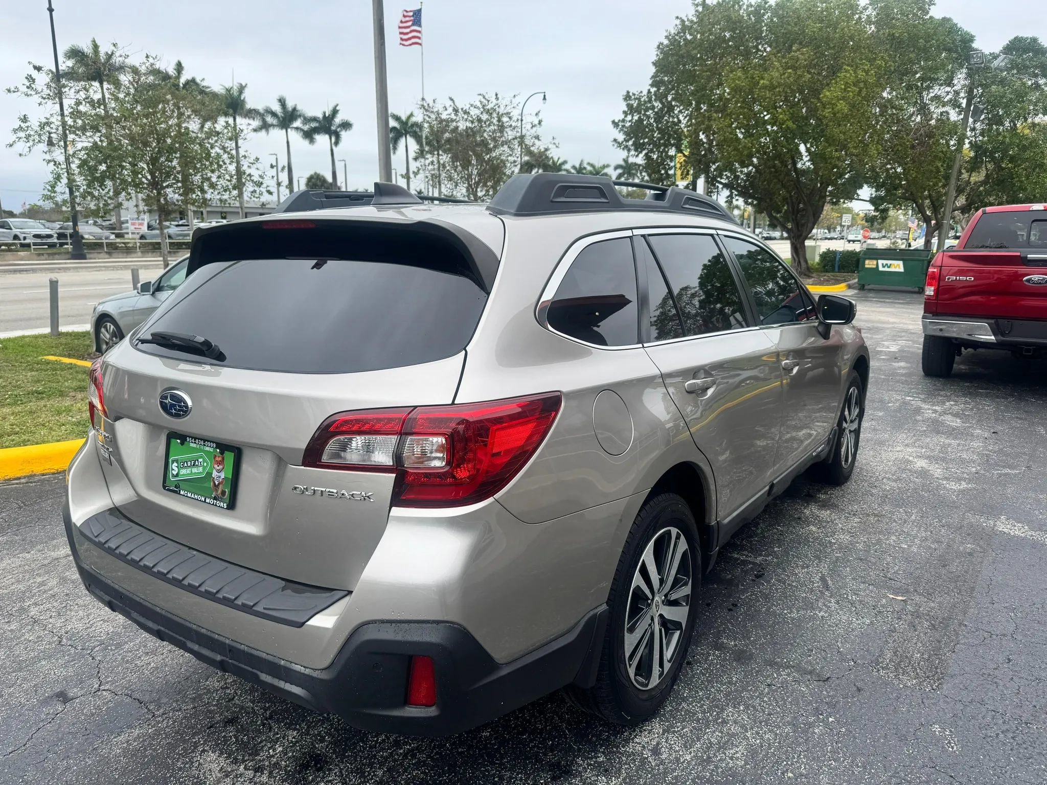 Used 2018 Subaru Outback 2.5i Limited AWD/4WD image 5