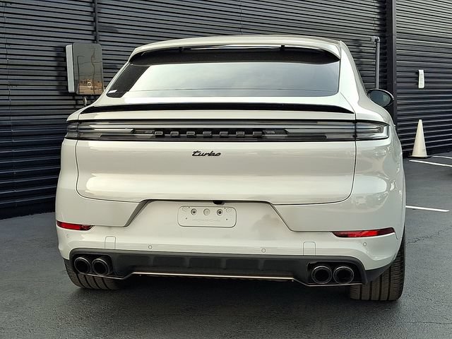 Certified 2025 Porsche Cayenne Turbo AWD/4WD image 6