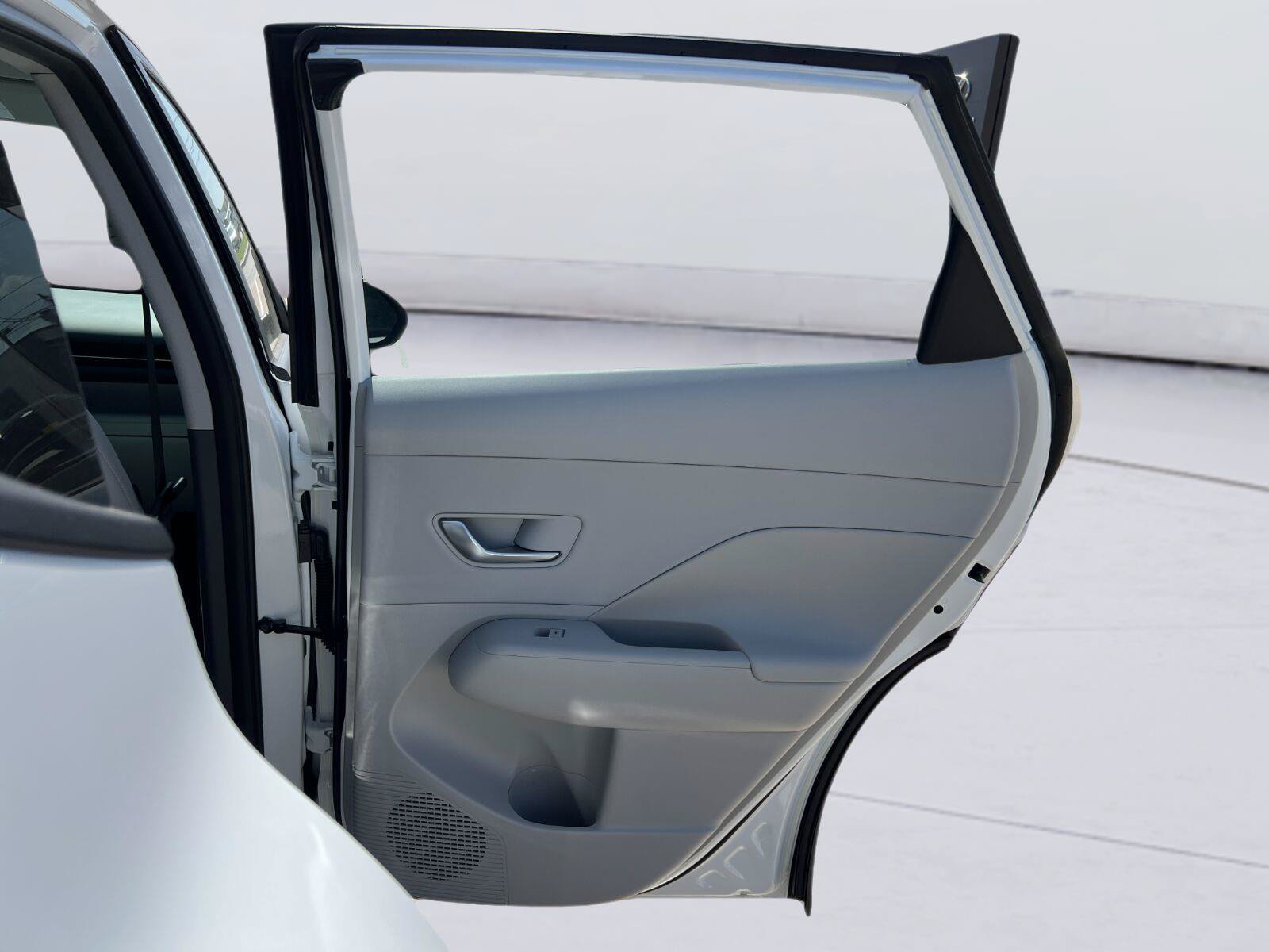 New 2026 Hyundai Kona SEL Premium FWD image 16