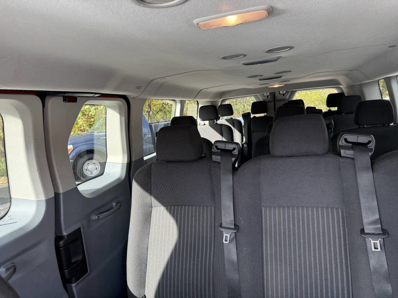 Used 2016 Ford Transit 350 XL image 6