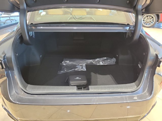 New 2026 Lexus ES 500e w/ Accessory Package (2T) AWD/4WD image 7