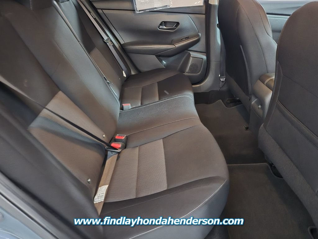 Used 2024 Nissan Sentra SV FWD image 19
