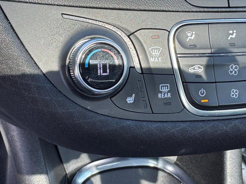 Used 2023 Chevrolet Malibu LT image 22