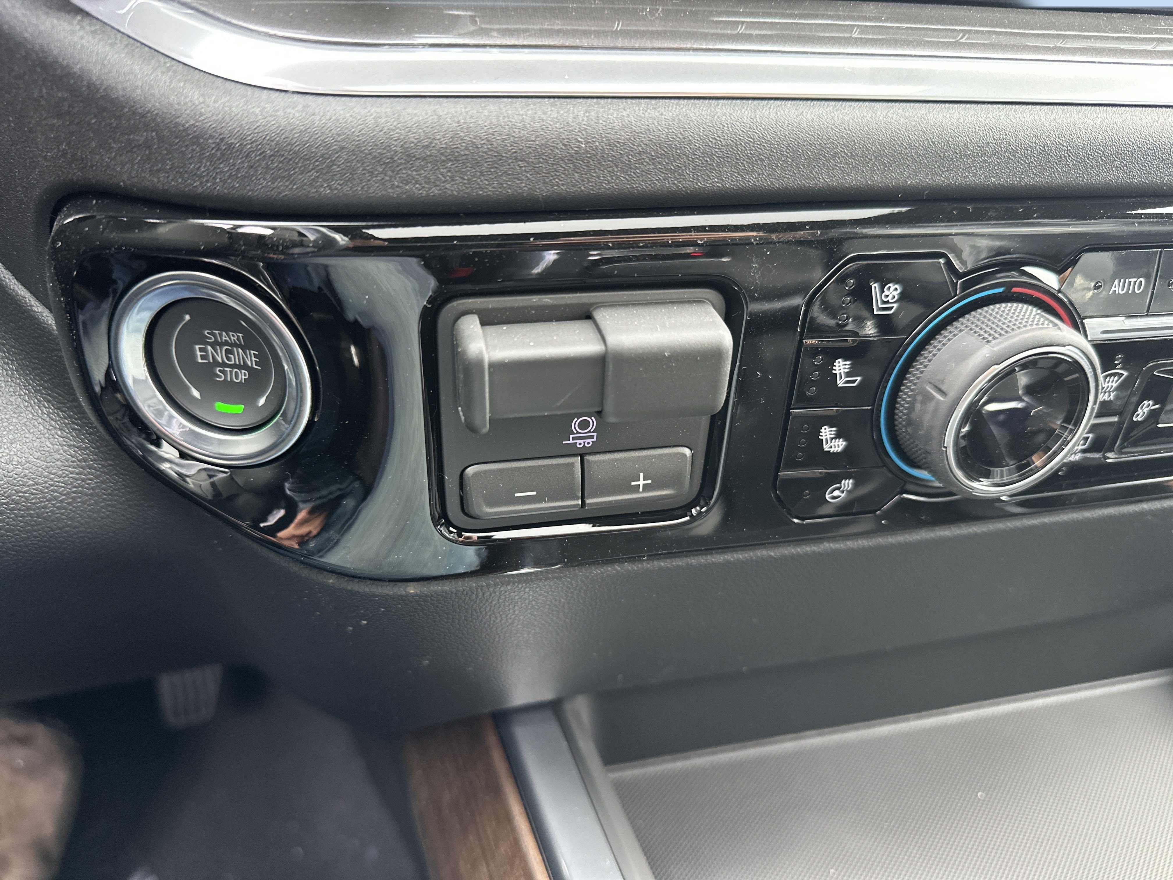 New 2026 Chevrolet Silverado 1500 High Country AWD/4WD image 14