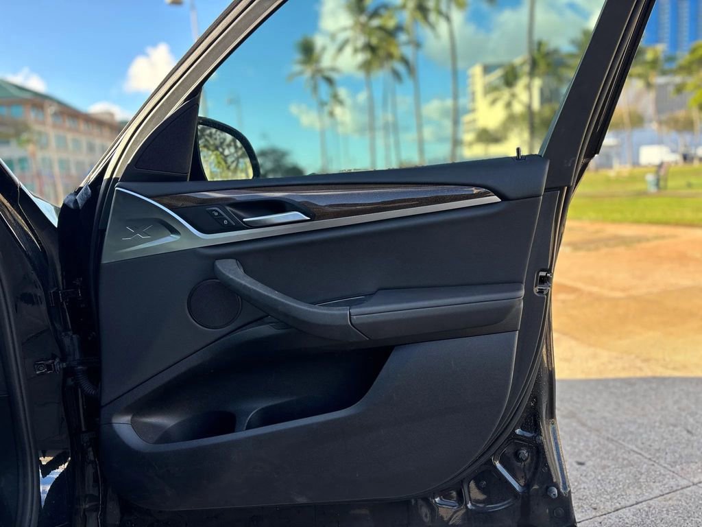 Used 2021 BMW X3 xDrive30e w/ Premium Package image 14