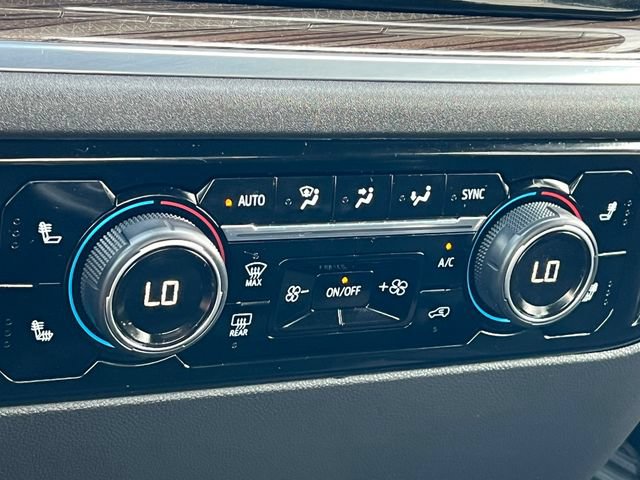 Used 2024 Chevrolet Silverado 1500 LT AWD/4WD image 32