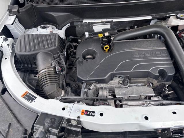 Used 2025 Chevrolet Equinox LT image 36
