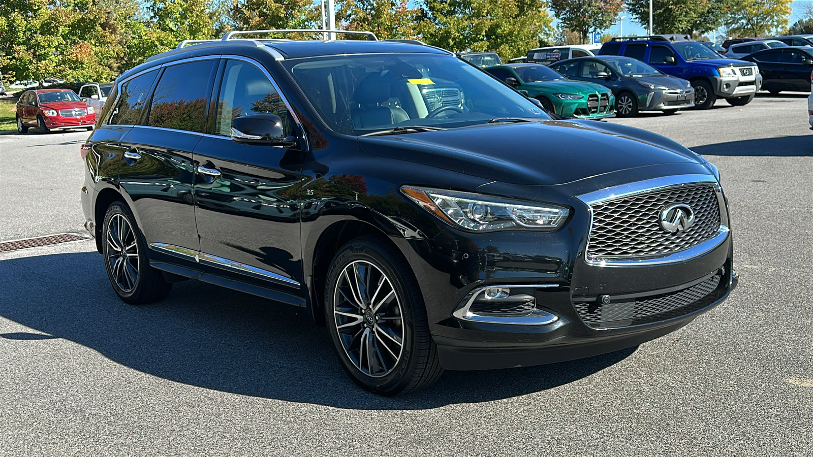 Used 2019 INFINITI QX60 Luxe w/ Sensory Package AWD/4WD image 2
