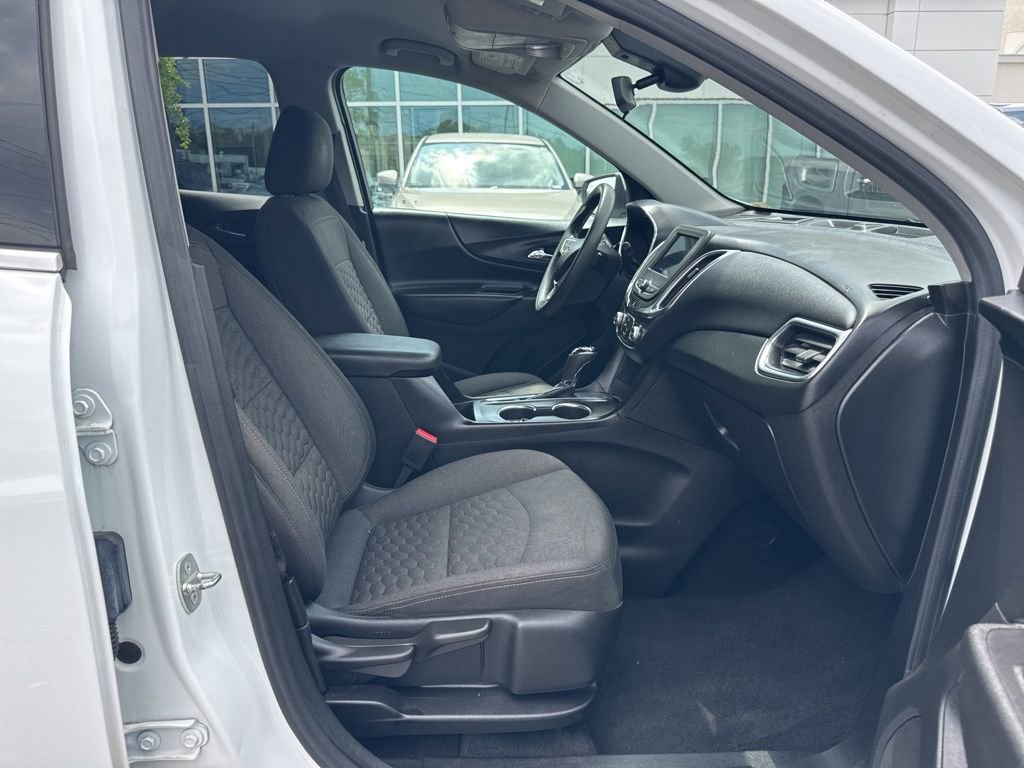 Used 2020 Chevrolet Equinox LT FWD image 19