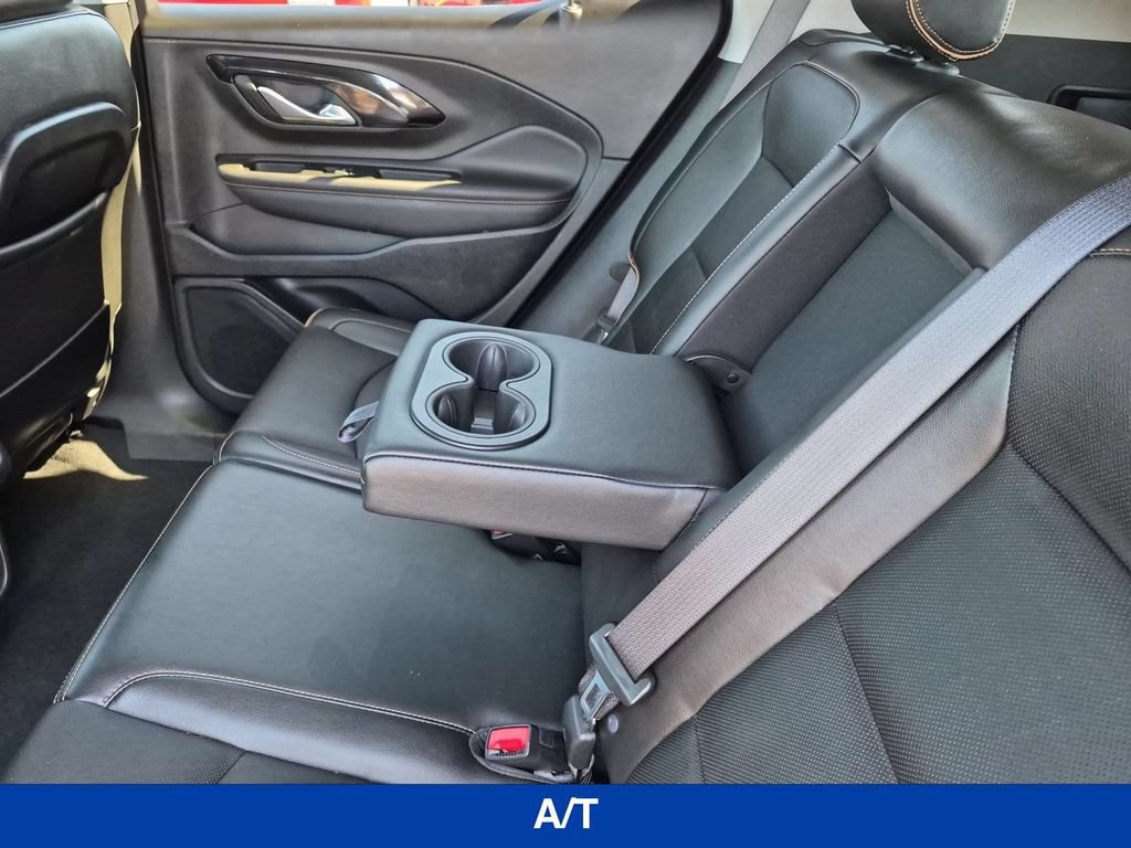 Used 2023 GMC Terrain AT4 AWD/4WD image 17