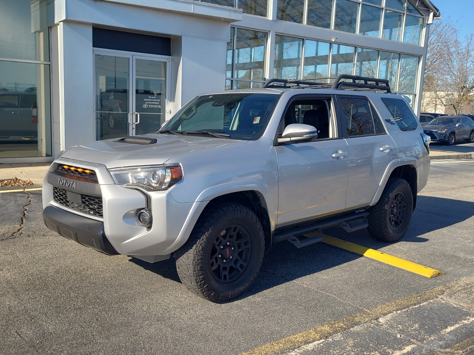 Used 2023 Toyota 4Runner TRD Off-Road Premium image 3