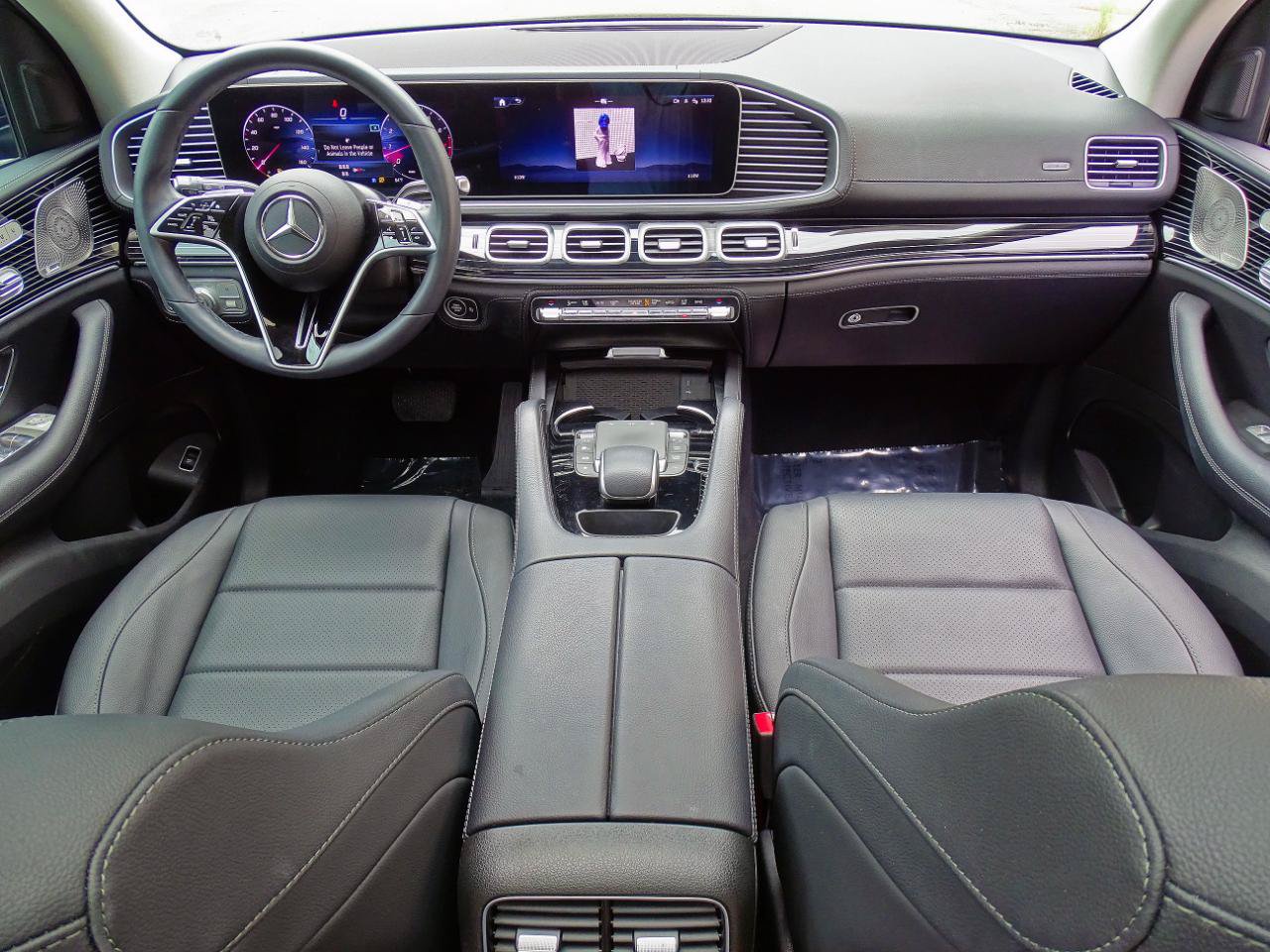 Used 2024 Mercedes-Benz GLE 350 4MATIC w/ 3rd Row Seat Package image 37