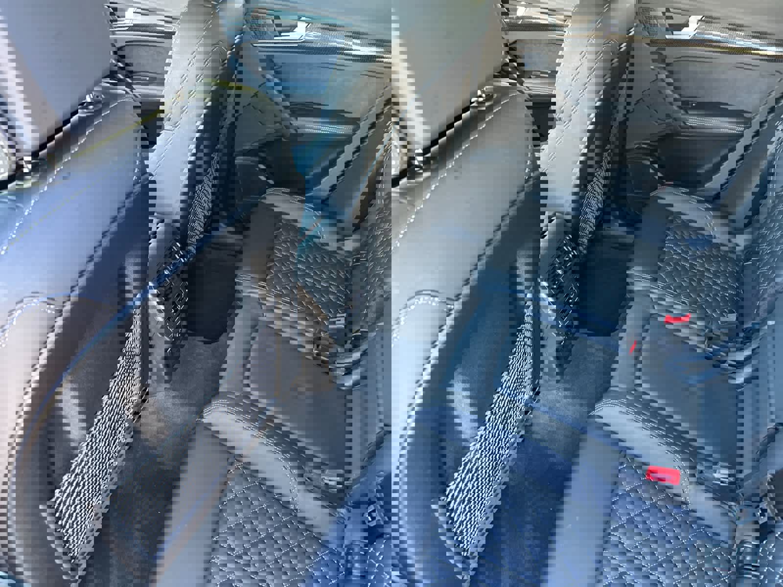 Used 2023 Audi SQ5 Prestige w/ Prestige Package image 4