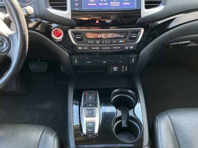 Used 2017 Honda Pilot Touring image 18