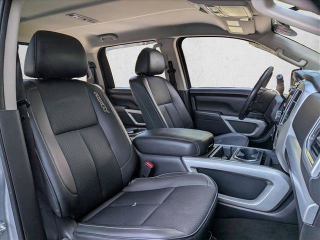 Used 2019 Nissan Titan PRO-4X image 18