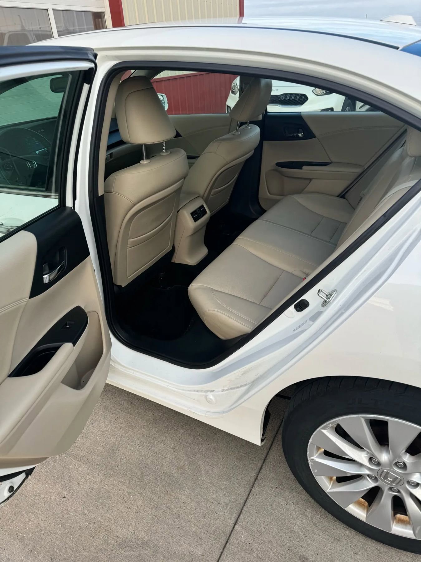 Used 2013 Honda Accord EX-L image 11