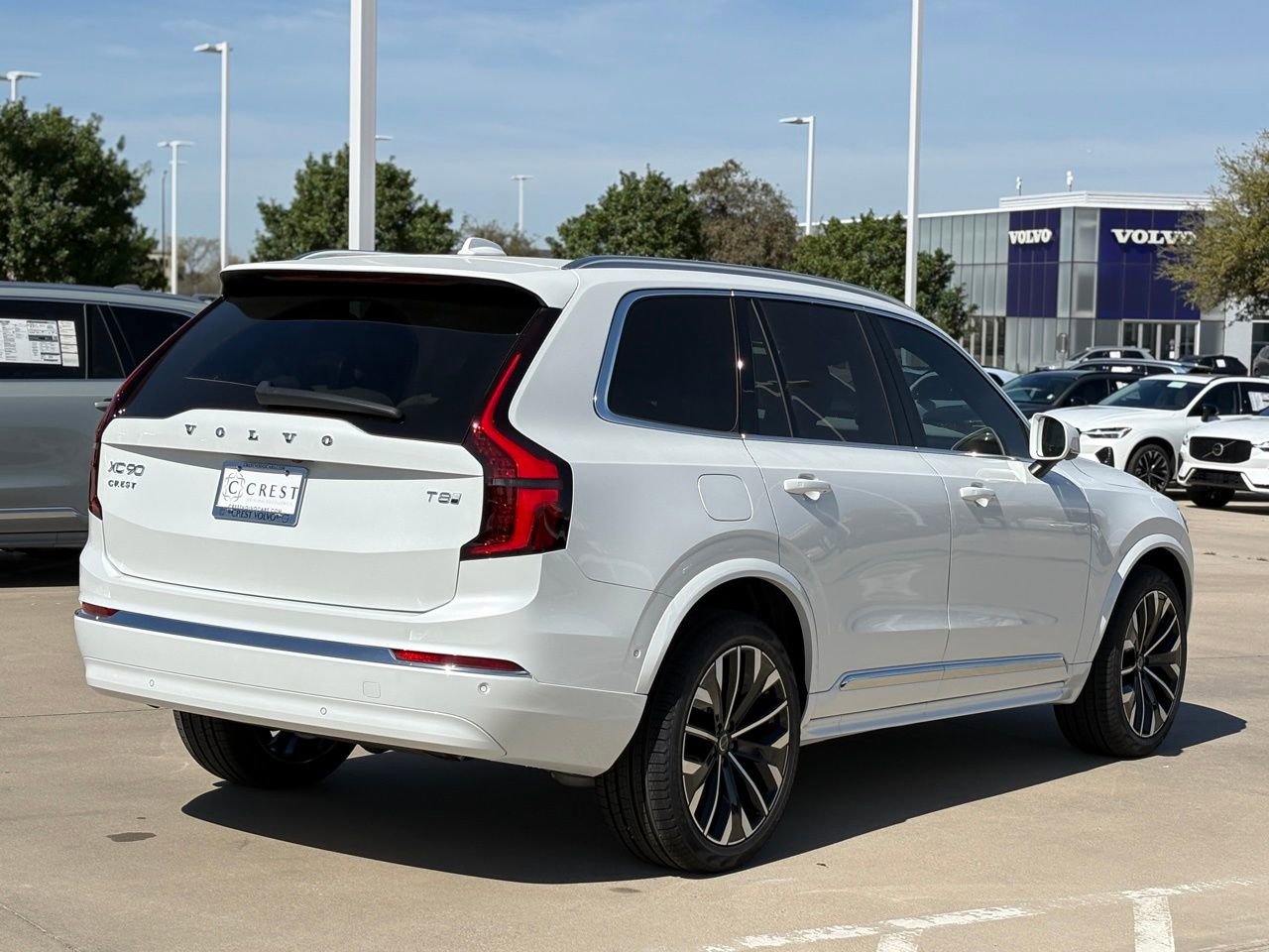 New 2026 Volvo XC90 T8 Plus image 6