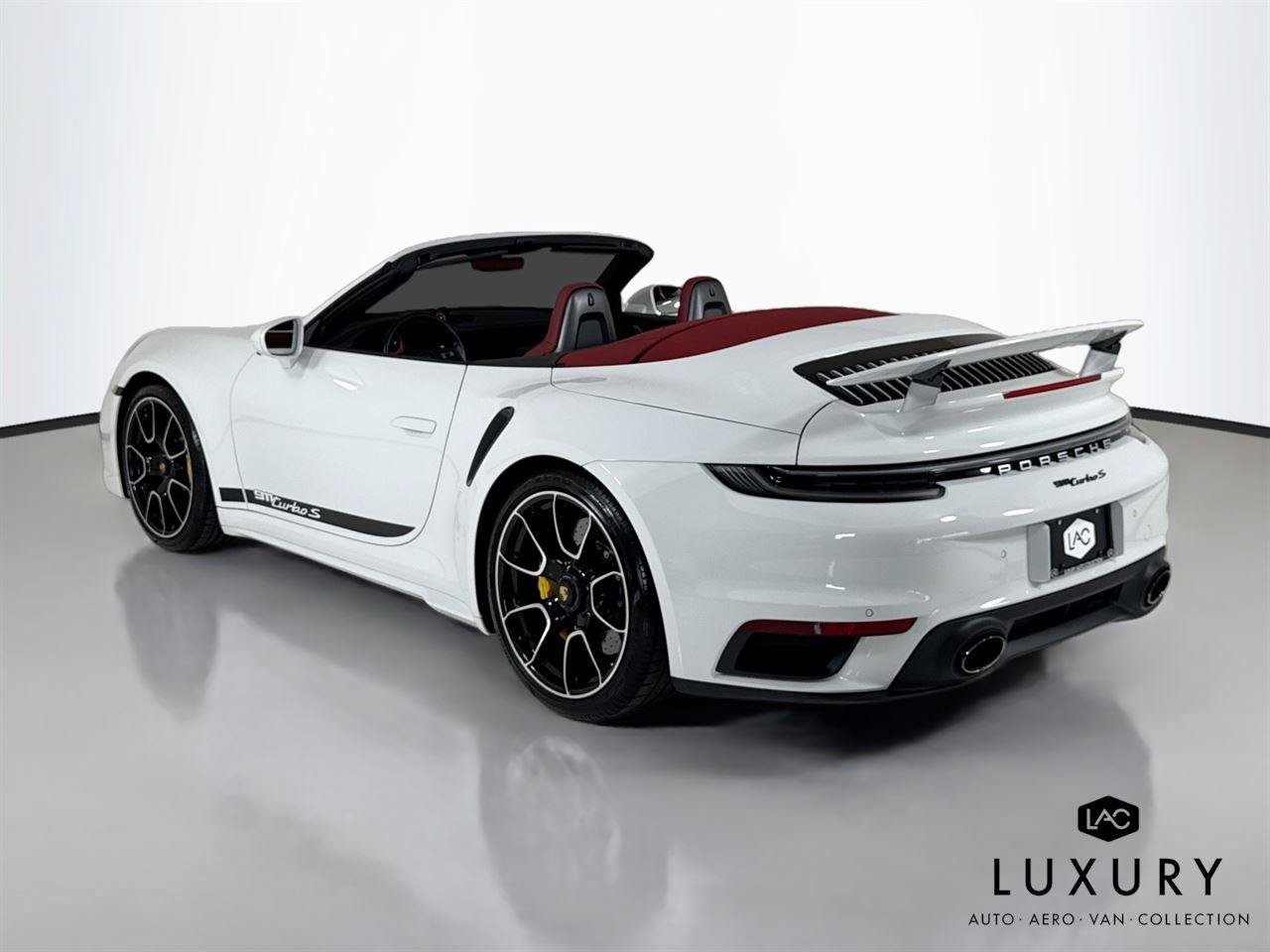 Used 2024 Porsche 911 Turbo S AWD/4WD image 8
