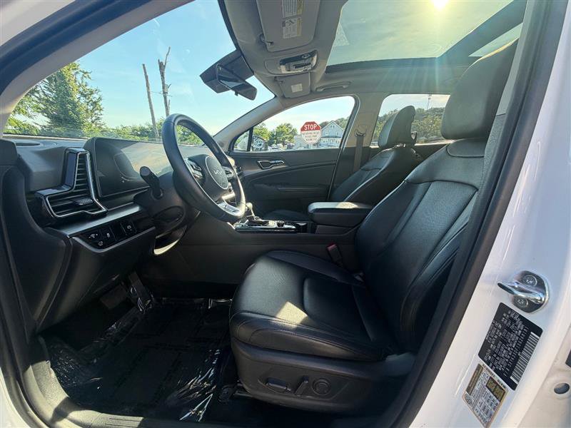 Used 2025 Kia Sportage EX w/ Premium Package FWD image 10