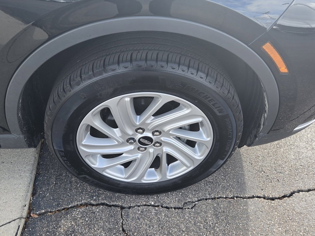 Certified 2023 Lincoln Corsair AWD image 33