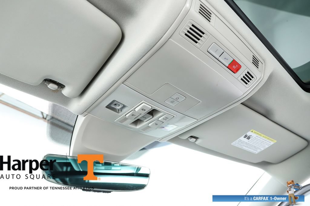 Used 2023 Volkswagen Tiguan SE w/ Panoramic Sunroof Package FWD image 64