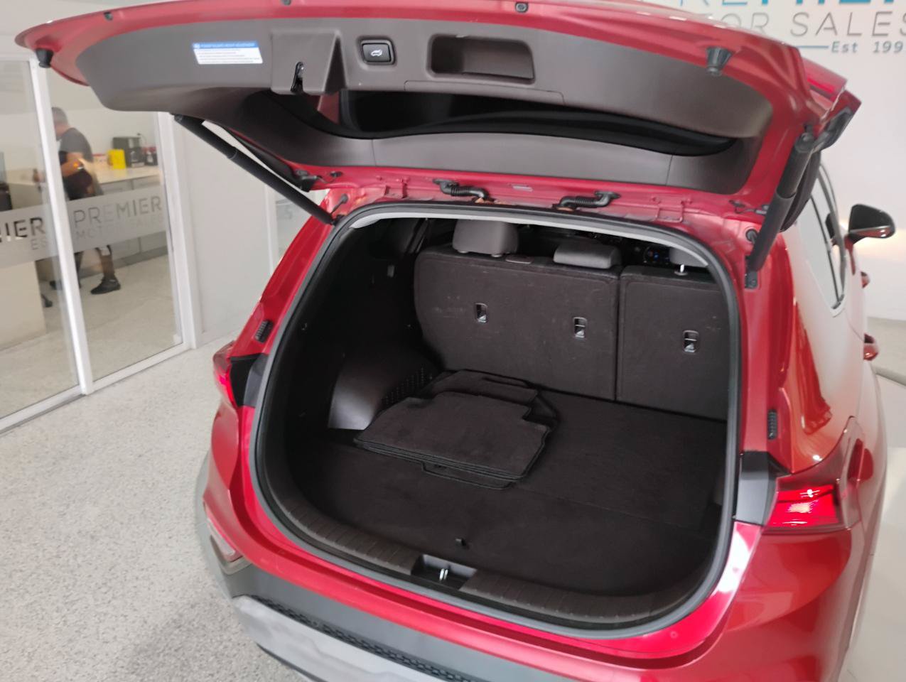 Used 2019 Hyundai Santa Fe SEL FWD image 23