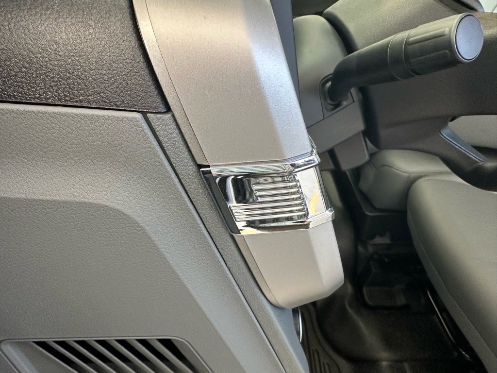 New 2026 Ford F350 XL w/ XL Chrome Package image 37
